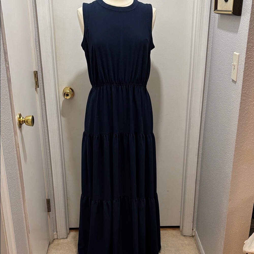 ViVI Midnight Blue Sleeveless Maxi Dress